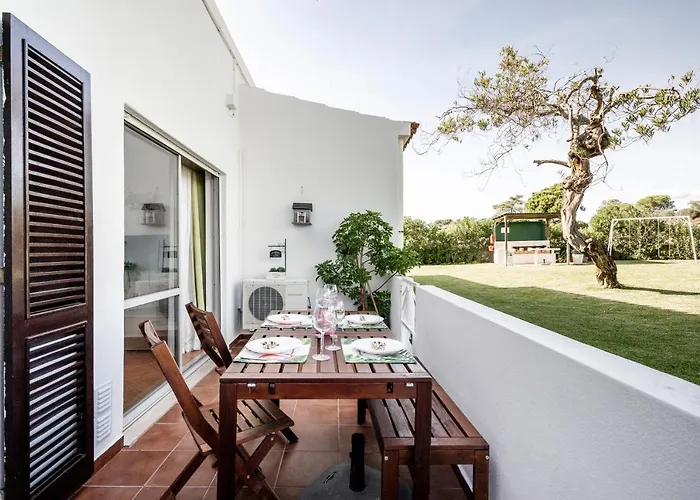 דירה Cosy By The Pool *