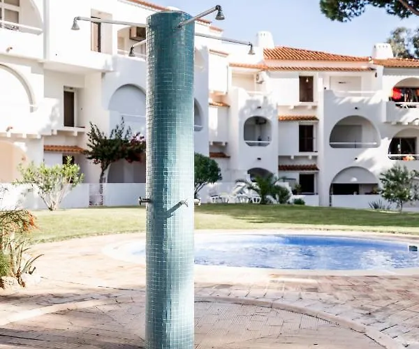 Apartment Cosy By The Pool Quarteira