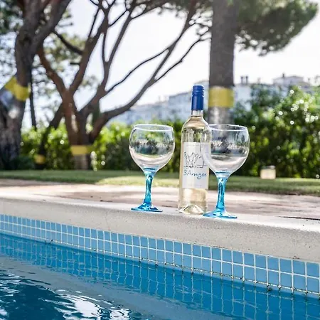 Cosy By The Pool