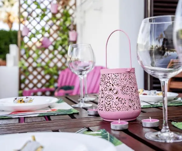 Cosy By The Pool * Quarteira